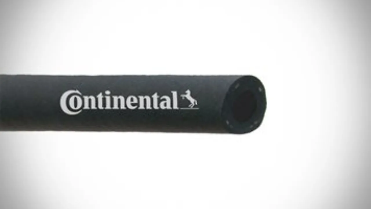Continental_Brandstofslang_1