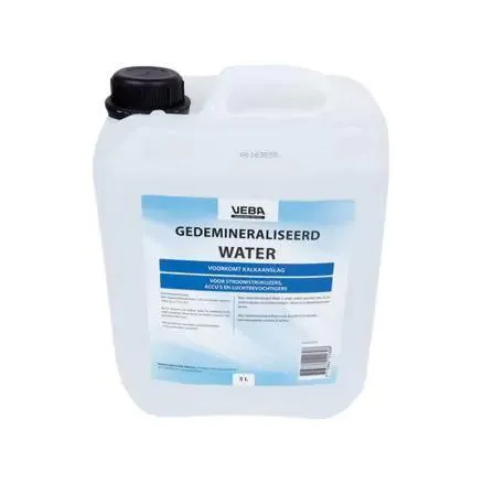 Gedemineraliseerd_water_5_liter