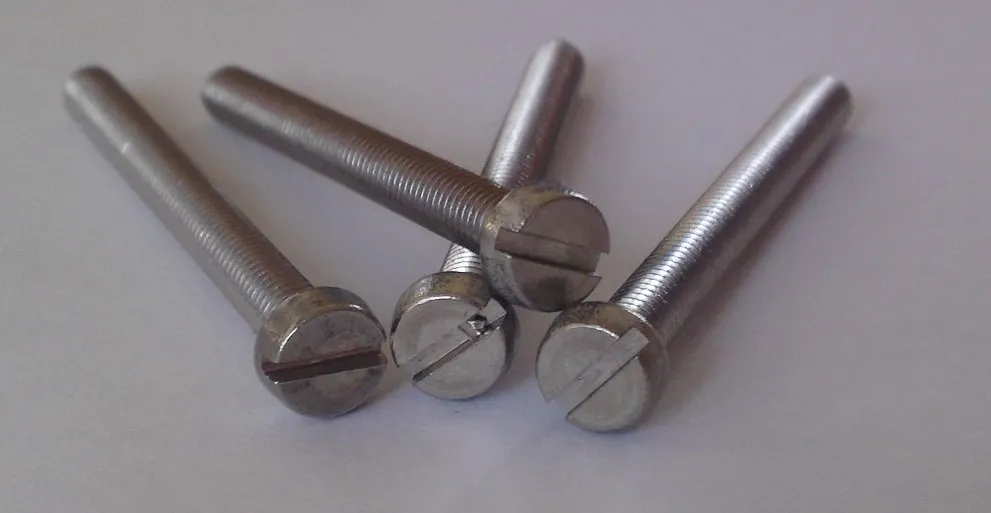 Metaalschroef_cilinderkop