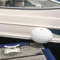 Dockedge_Dock_Wheel_Steiger_Boot_bescherming_voorbeeld