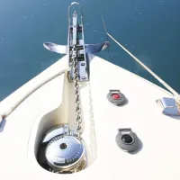 Lofrans_Voetschakelaar_Ankerlier_op_boot