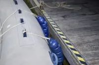 Plastimo_Flexibele_Fender_Zwart_Voorbeeld_1