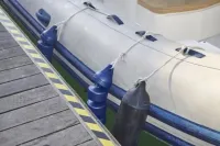 Plastimo_Flexibele_Fender_Zwart_Voorbeeld_2